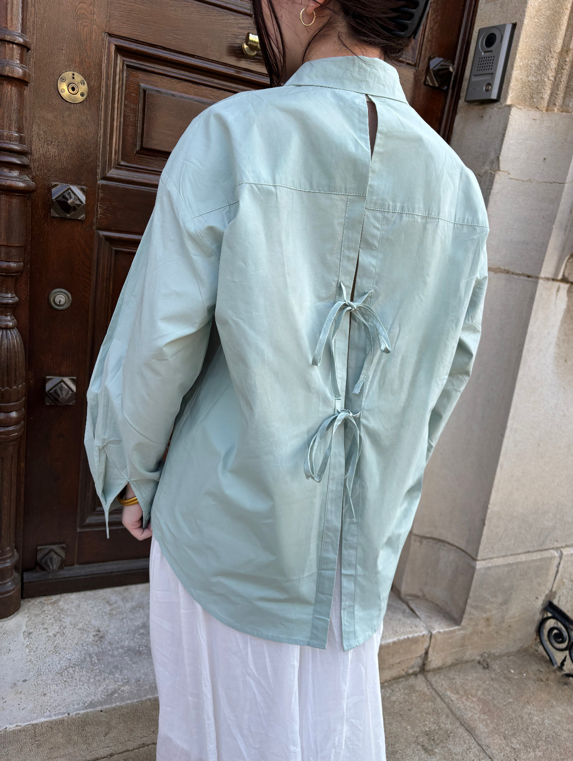 Chemise dos nu avec noeuds - vert d’eau
