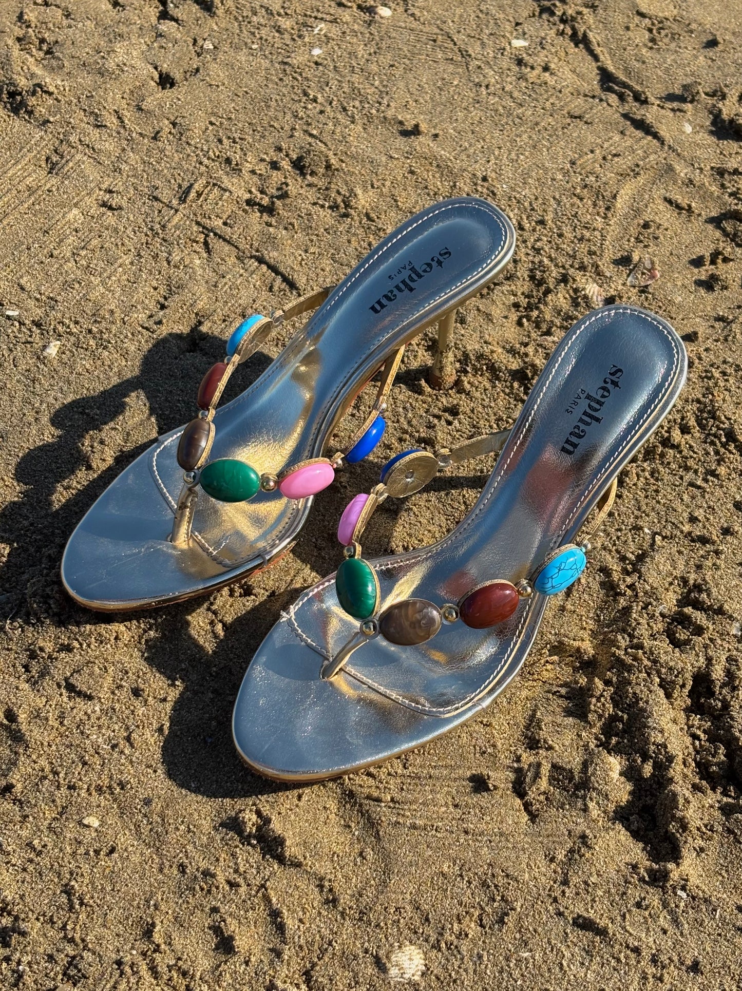 Talons dorés avec pierres colorées Ibiza