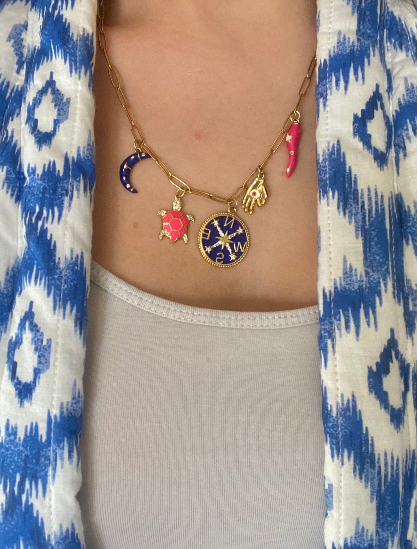Collier - Travel
