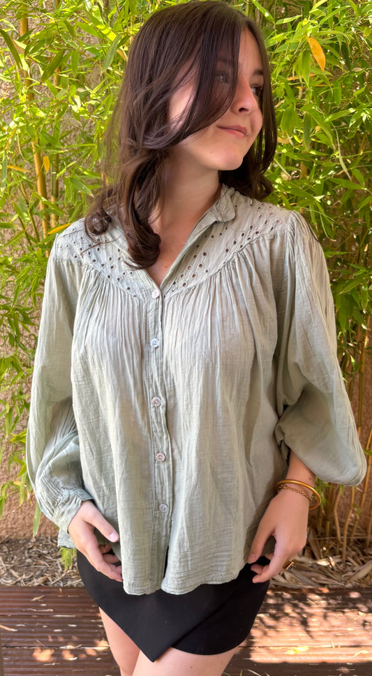 Blouse avec broderies anglaises - kaki
