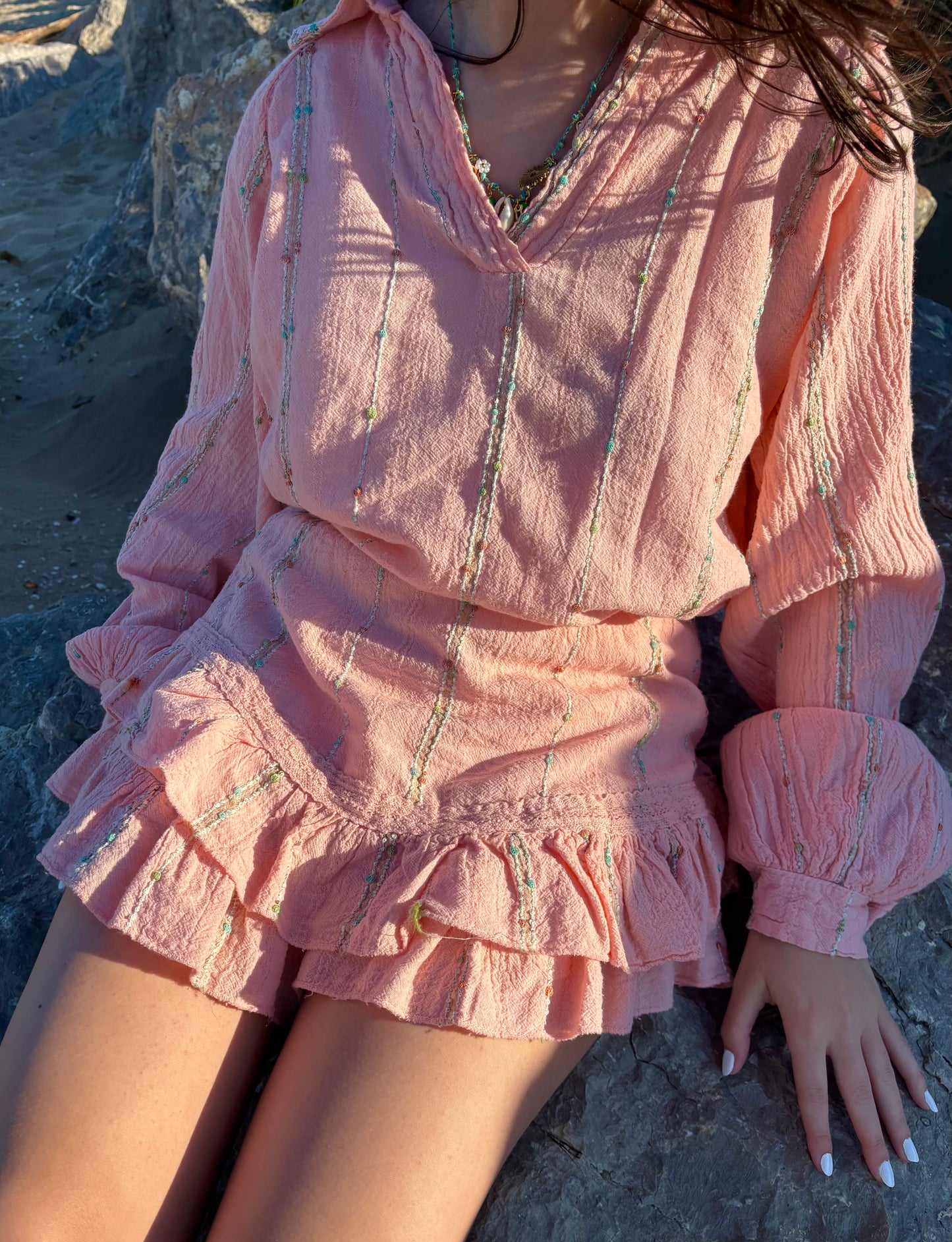 Ensemble avec surpiqûres multicolores - Rose