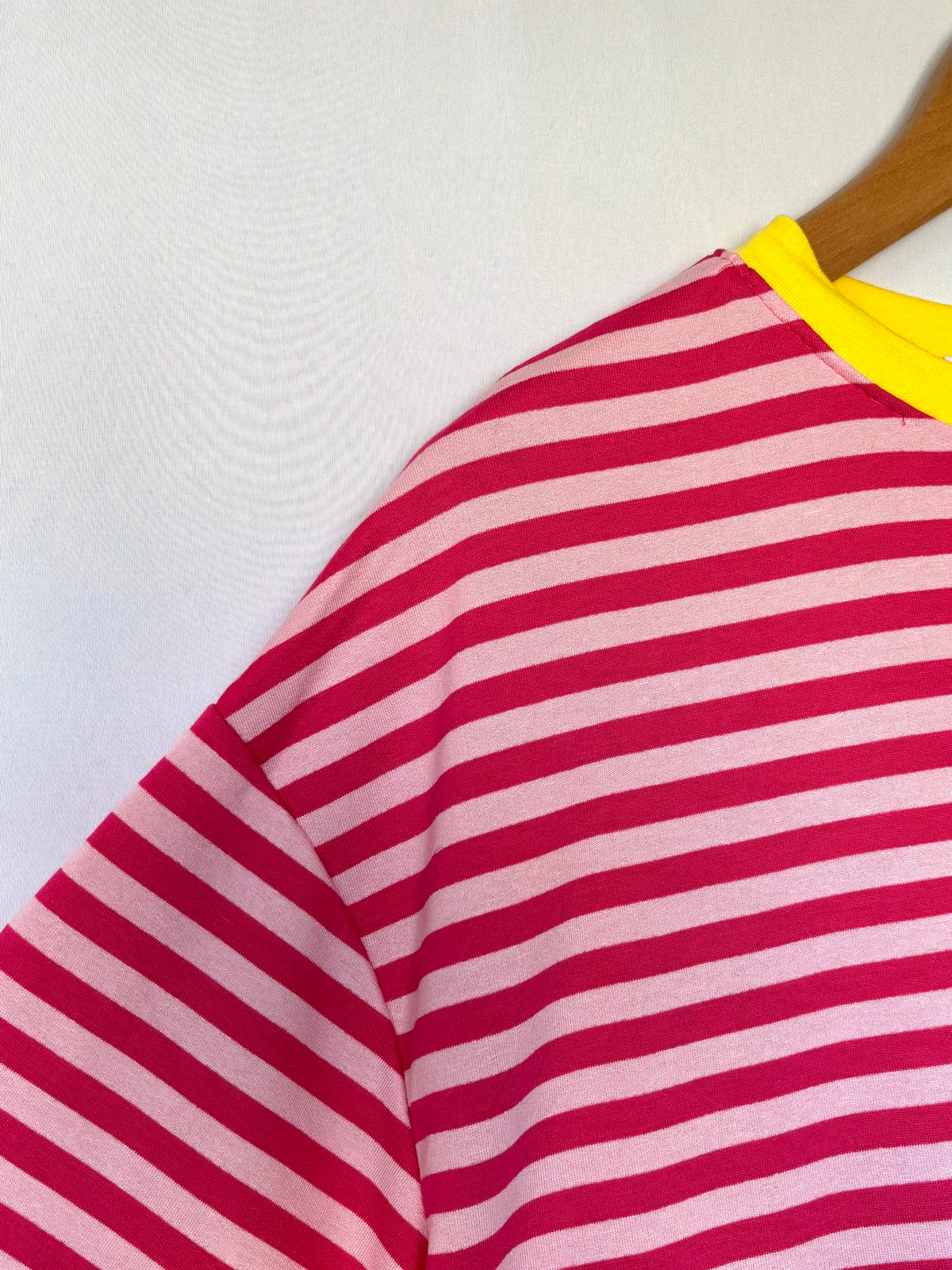 T-shirt marinière col fluo - fuschia