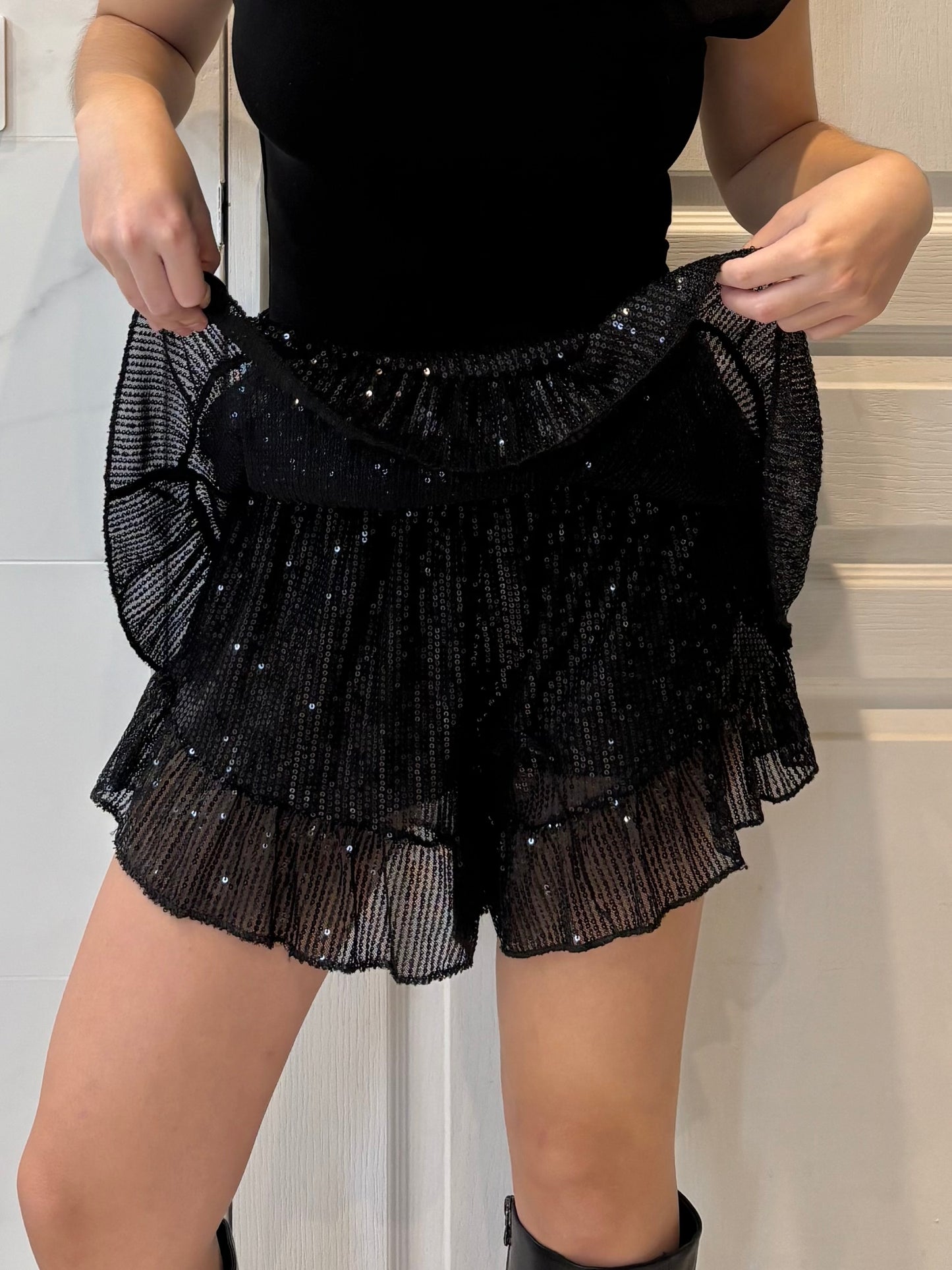 Jupe-short à sequins - noire